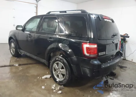 2011 Ford Escape Xlt z USA, uszkodzony, nr VIN 1FMCU9DG7BKC38959